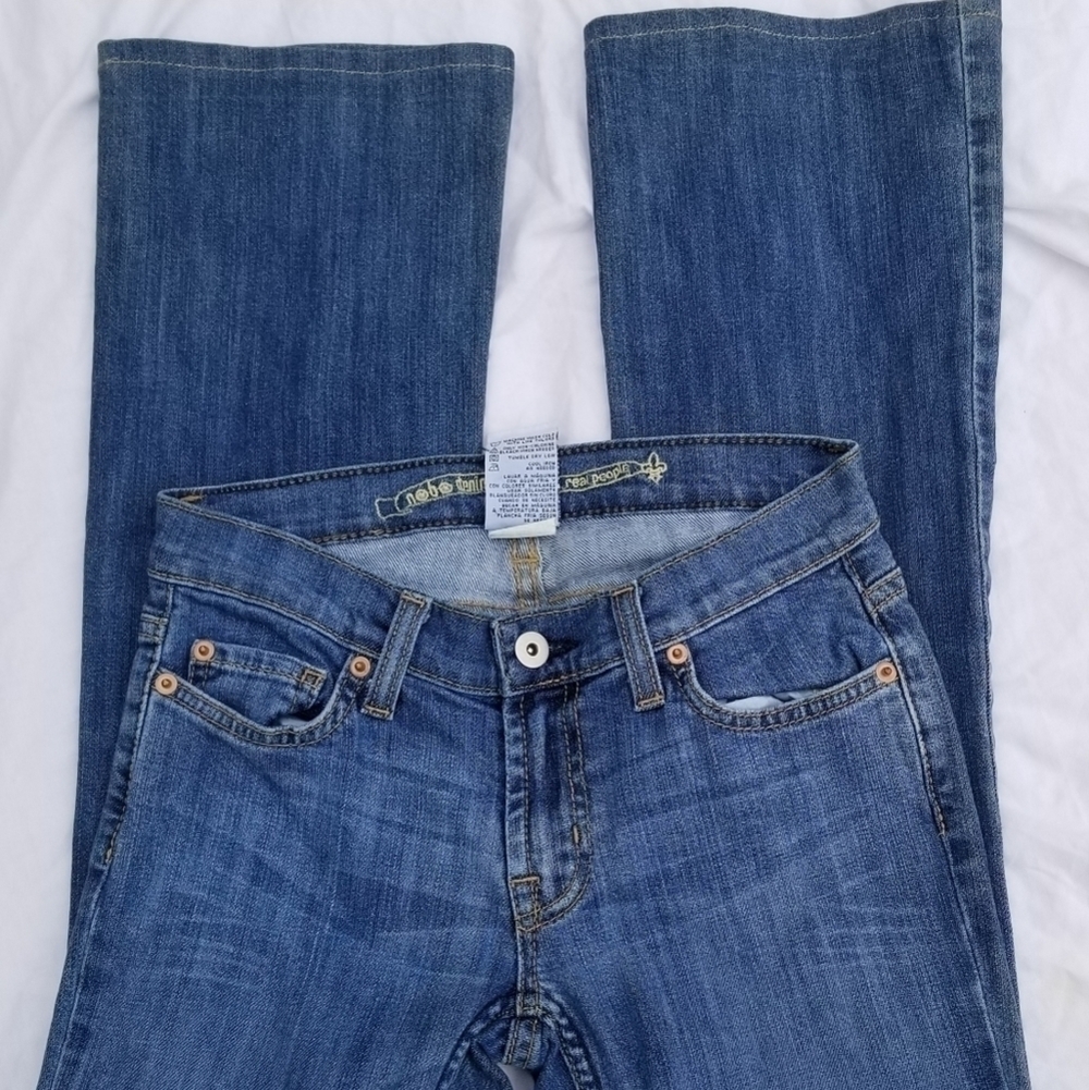 Nobo real fit real people size 1